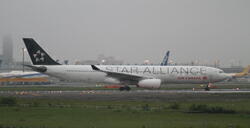 �G�A�J�i�_�@�R��ڃX�^�[�A���C�A���X�h���@