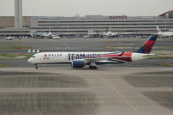 f^q@TEAM@USAiSj